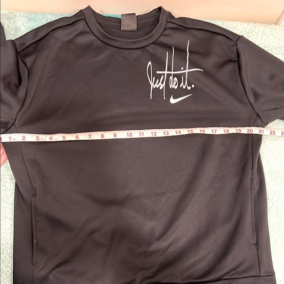 🔥Nike Black 'Just Do It' T-Shirt🔥 - Picture 5 of 6